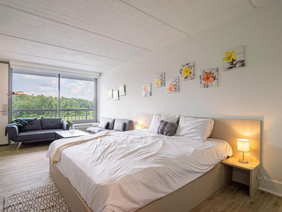 Luxury Orlando Next To With View *